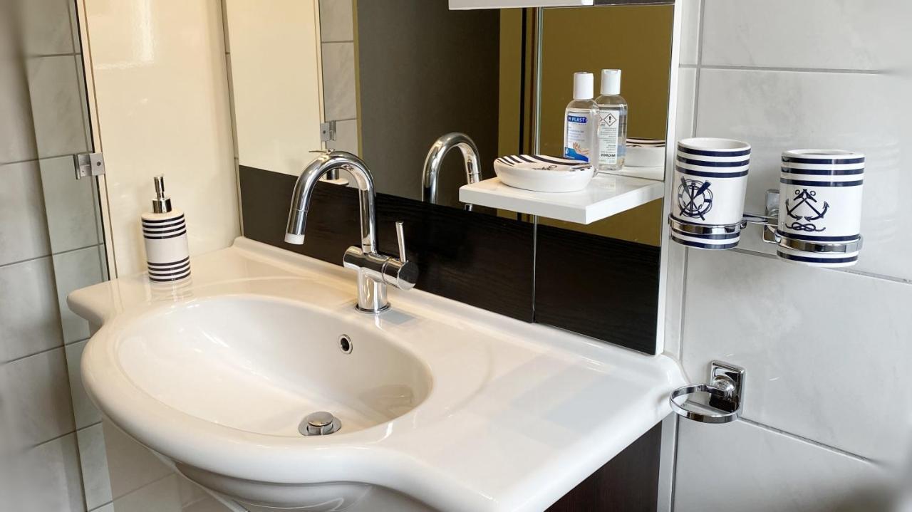 Holiday Apartments Falke Бриенц Екстериор снимка